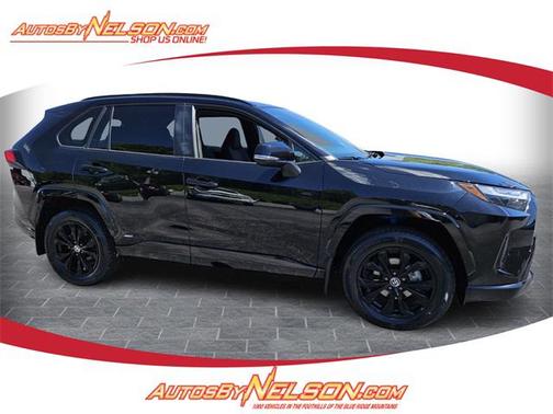 2022 Toyota RAV4 Hybrid SE
