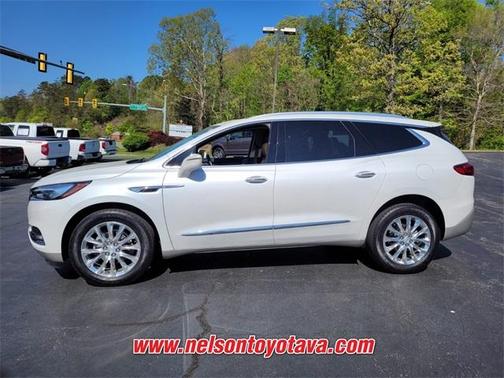 Photo 3 of 23 of 2019 Buick Enclave Premium