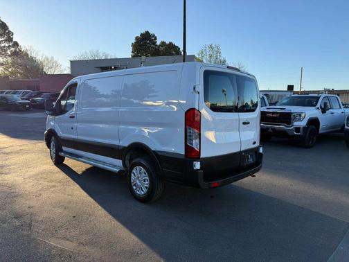 Oxford White 2021 Ford Transit-250 Base