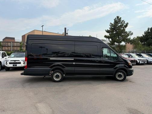 Black 2022 Ford Transit-250 Base