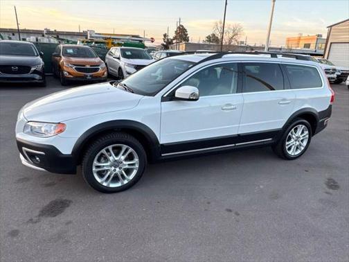 2016 Volvo XC70 T5 Premier