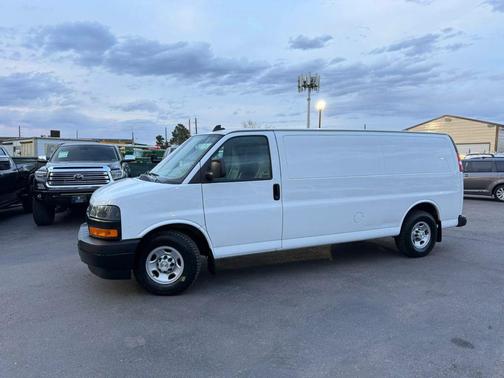 2020 Chevrolet Express 3500 RWD 3500 Extended Wheelbase WT