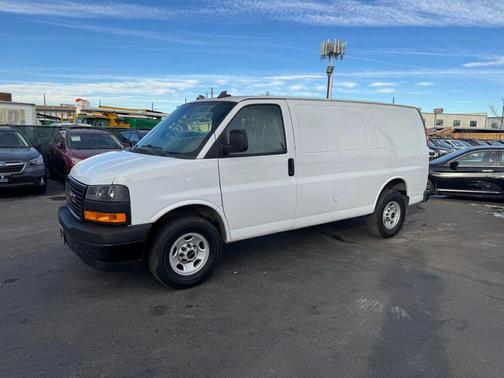2021 GMC Savana 2500 Work Van
