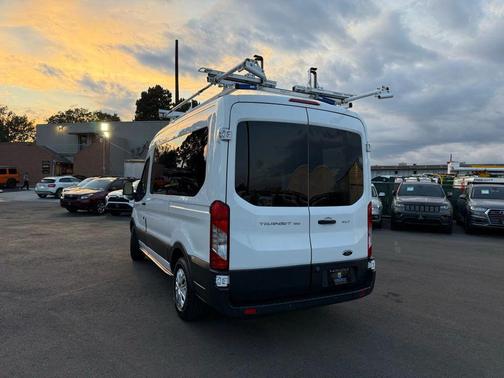 2016 Ford Transit-150 XLT