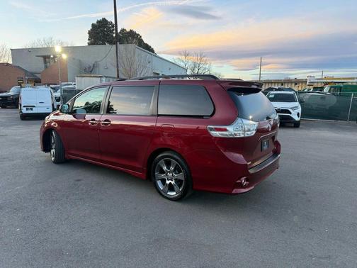 2015 Toyota Sienna SE Premium