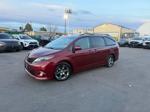 2015 Toyota Sienna SE Premium