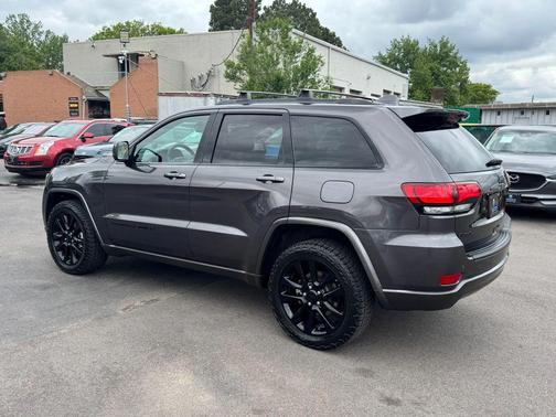 2019 Jeep Grand Cherokee Altitude