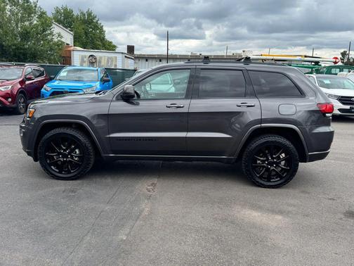 2019 Jeep Grand Cherokee Altitude