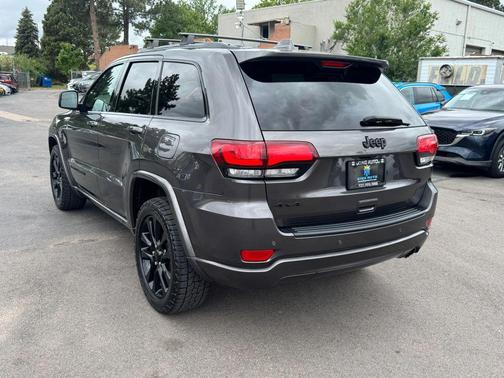 2019 Jeep Grand Cherokee Altitude