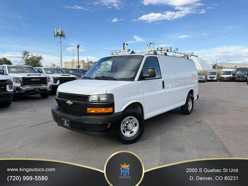 Summit White 2021 Chevrolet Express 2500 LT