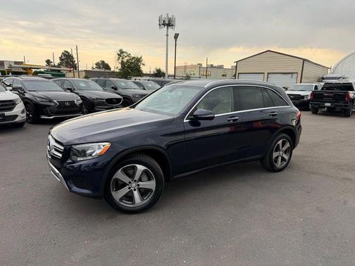 2017 Mercedes-Benz GLC 300 Base