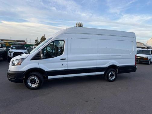 Oxford White 2020 Ford Transit-250 Base