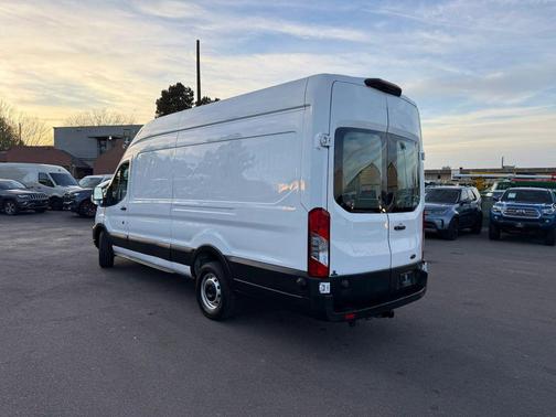 Oxford White 2020 Ford Transit-250 Base