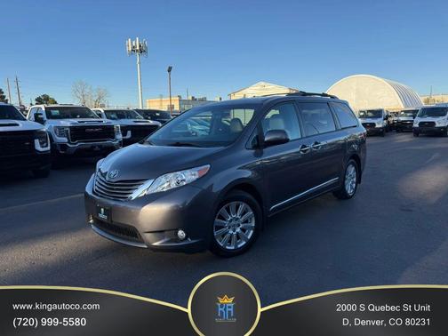 2017 Toyota Sienna XLE Premium