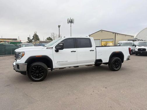 Summit White 2023 GMC Sierra 2500 Pro