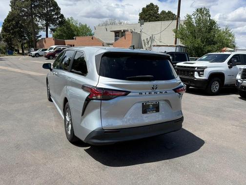 Gray 2021 Toyota Sienna LE