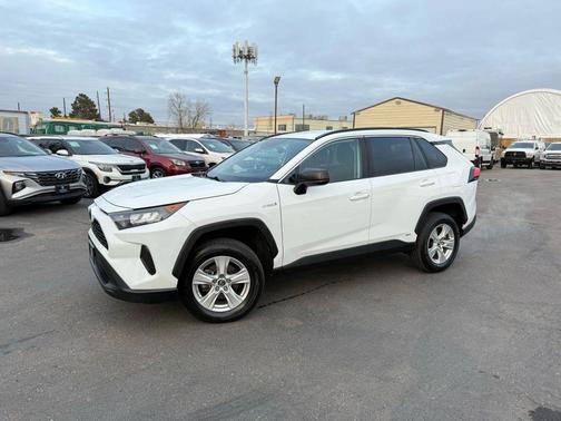 2020 Toyota RAV4 Hybrid LE