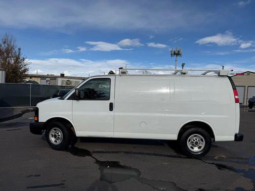 2016 GMC Savana 2500 Work Van