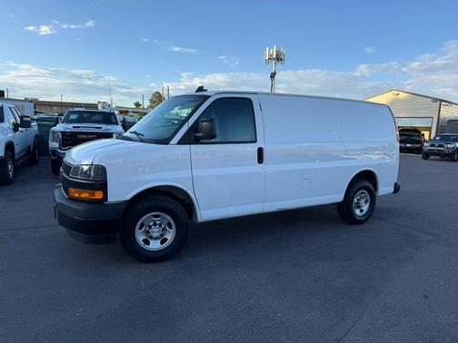 Summit White 2021 Chevrolet Express 2500 LT