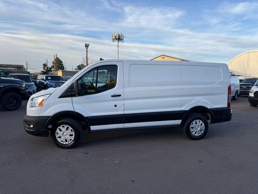 Oxford White 2021 Ford Transit-250 Base