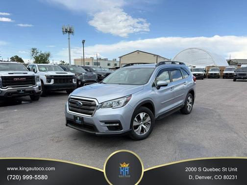 Ice Silver Metallic 2019 Subaru Ascent Premium 8-Passenger