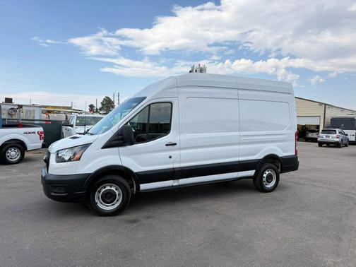 Oxford White 2023 Ford Transit-250 Base