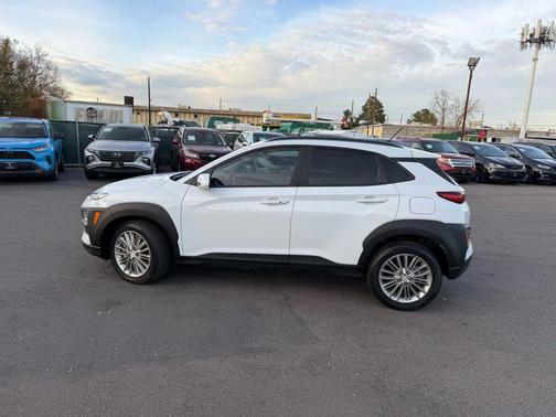 2020 Hyundai KONA SEL