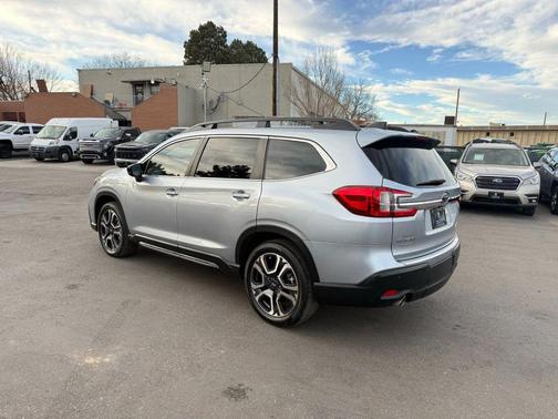 2024 Subaru Ascent Limited 7-Passenger