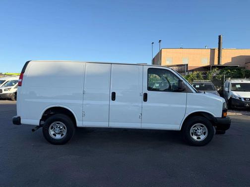 2018 Chevrolet Express 2500 Work Van