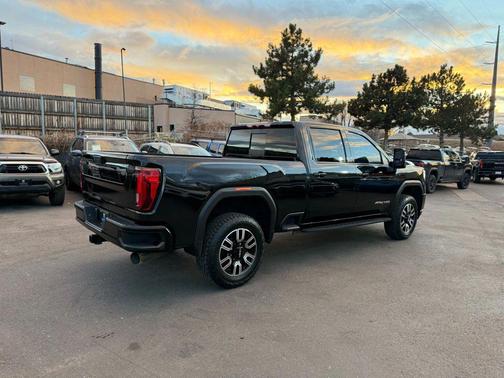 2022 GMC Sierra 2500 AT4