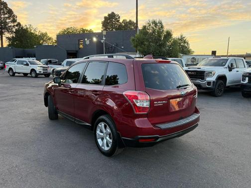 Venetian Red Pearl 2016 Subaru Forester 2.5i Premium