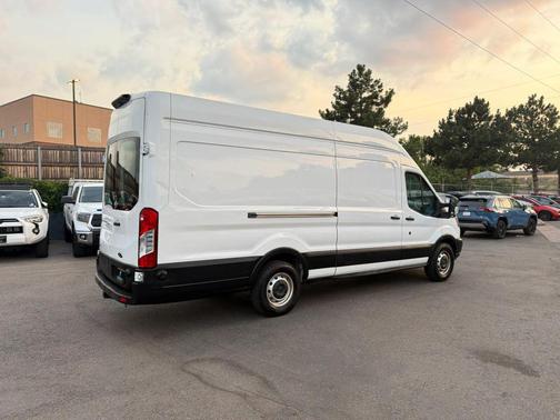 Oxford White 2019 Ford Transit-250 Base
