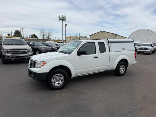 Glacier White 2017 Nissan Frontier S