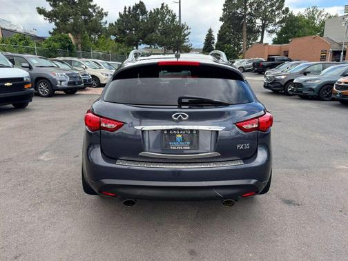 2010 INFINITI FX35 Base