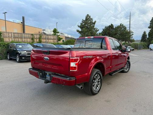 Red 2018 Ford F-150 XLT