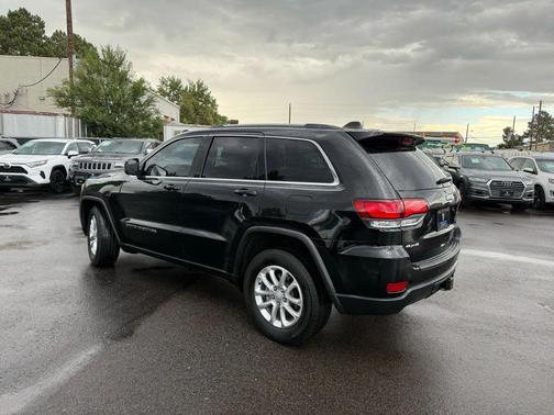 2021 Jeep Grand Cherokee Laredo