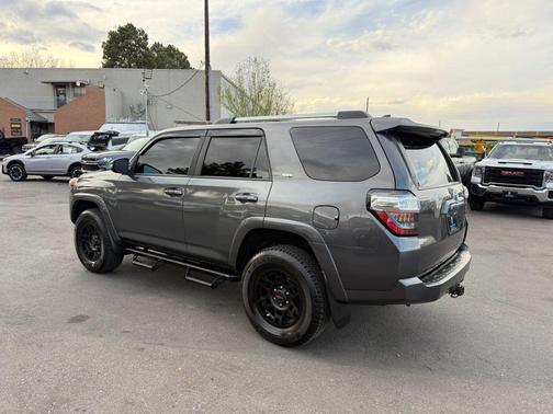 Magnetic Gray Metallic 2016 Toyota 4Runner SR5 Premium