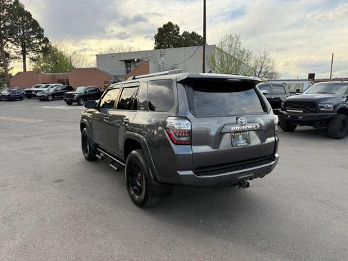 Magnetic Gray Metallic 2016 Toyota 4Runner SR5 Premium