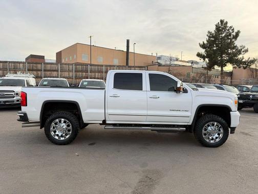 2019 GMC Sierra 2500 Denali