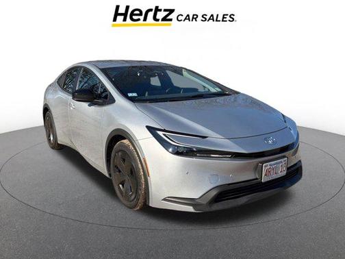 2025 Toyota Prius LE