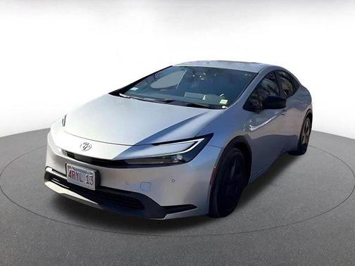 2025 Toyota Prius LE