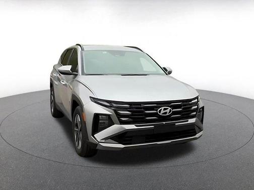 Shimmering Silver 2025 Hyundai TUCSON SEL