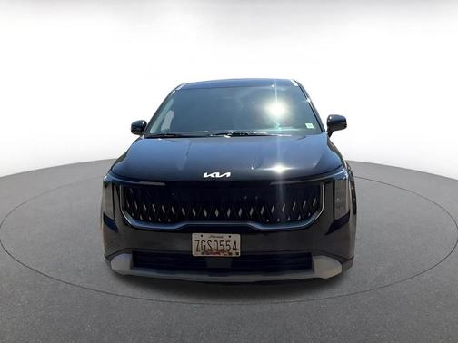 Aurora Black Pearl 2026 Kia Carnival LXS