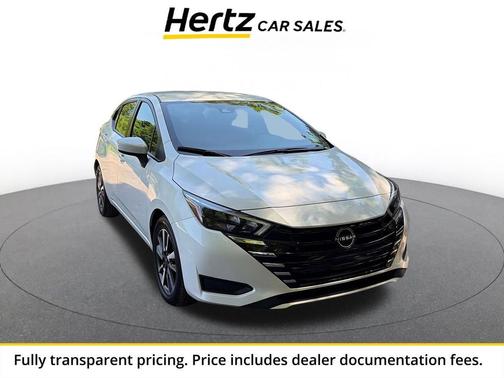 Aspen White Tricoat 2025 Nissan Versa 1.6 SV