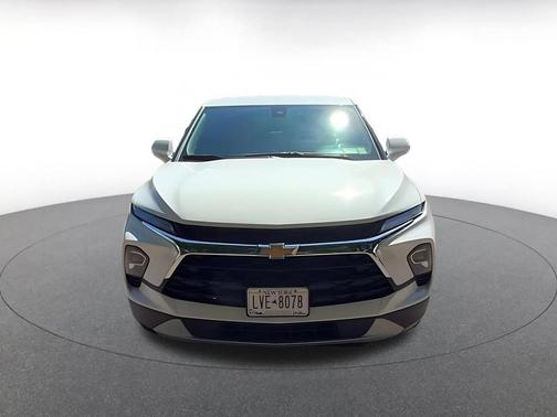 Summit White 2025 Chevrolet Blazer 2LT