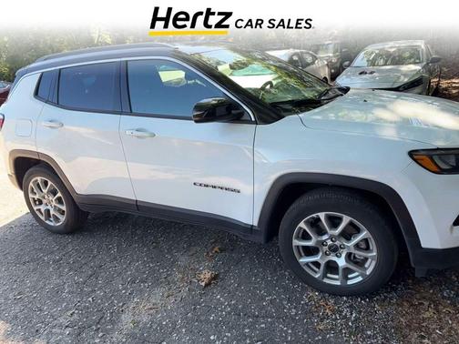 Bright White Clearcoat 2025 Jeep Compass Limited