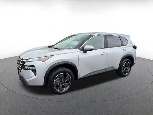 Brilliant Silver Metallic 2025 Nissan Rogue SV