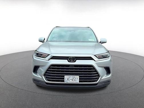 Celestial Silver Metallic 2025 Toyota Grand Highlander XLE