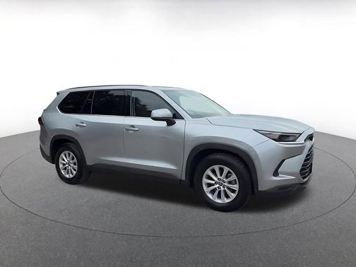 Celestial Silver Metallic 2025 Toyota Grand Highlander XLE