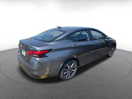 2023 Nissan Versa 1.6 SV